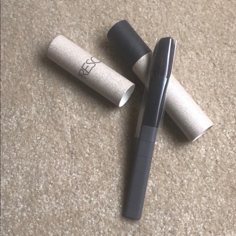 Prescriptives Makeup Brush